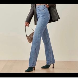 REFORMATION JEANS | SIZE 28 but fits more like 27